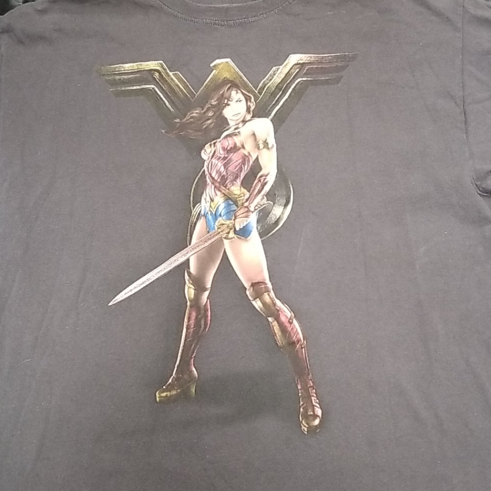 Wonder Woman  tshirt